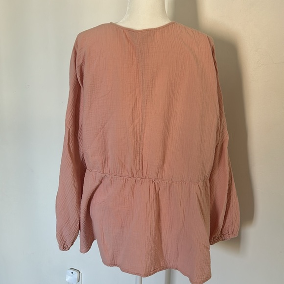 🎈3/$25🎈Ava & Viv Pink Peplum Top - Picture 4 of 6